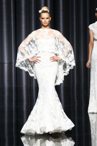 PronoviasSpring20127.thumb.jpg.124c98faa0abc2d76dfedc73ec5883b7.jpg