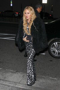 Rachel-Zoe---Steps-out-to-attend-Natalia-Bryant’s-21st-birthday-party-at-Ysabel-in-West-Hollywood-07.jpg