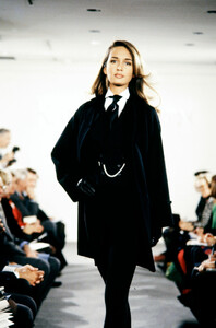 Ralph-Lauren-FW-92-1.thumb.jpg.a05126058e22b2a1559709bde6acedb7.jpg