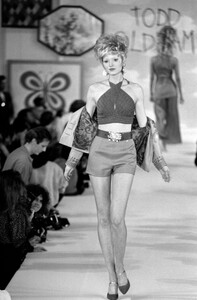 Todd_Oldham_SS1993_07.jpg