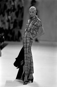 Todd_Oldham_SS1994_29.jpg