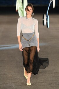 ToryBurchS23001.thumb.jpg.d9bfa1c19c93a7796e124a007ac95e4b.jpg