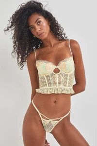VintageEyeletRoseBustier_02.webp
