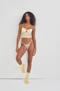 VintageEyeletRoseBustier_03.webp