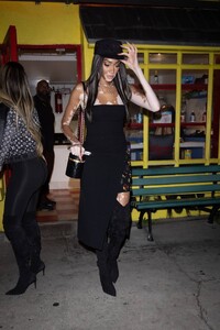 Winnie-Harlow---Steps-out-to-party-in-Hollywood-06.jpg