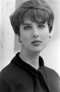 Young_Designers_Fall_1990_02.jpg