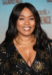 angela-bassett-at-the-book-of-clarence-premiere-at-academy-museum-of-motion-pictures-in-los-angeles-01-05-2024-0.jpg