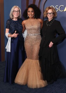 angela-bassett-governors-awards-in-los-angeles-01-09-2024-0.jpg