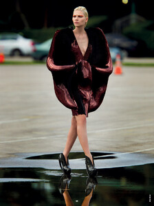 antidote-ss13-aline-weber_(5).thumb.jpg.130aa2b4ae8b12cc2399e471d02958ef.jpg