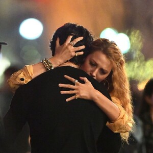 blake-lively-and-justin-baldoni-on-set-filming-it-ends-with-us-in-ny-01-13-2024-0.jpg