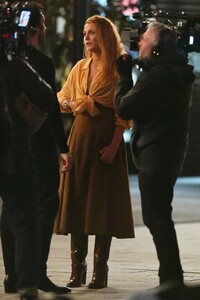 blake-lively-and-justin-baldoni-on-set-filming-it-ends-with-us-in-ny-01-13-2024-5.jpg