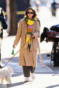 camila-mendes-out-with-her-dog-in-new-york-01-02-2024-4.jpg