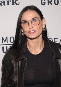 demi-moore-at-common-ground-premiere-in-los-angeles-01-11-2024-0.jpg