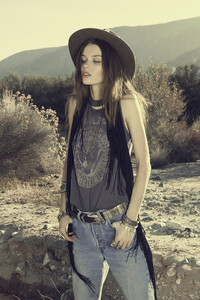 erika_labanauskaite_daydreamer_02.thumb.jpg.a96334a103c904624aeddff6b855a623.jpg