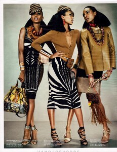 fashion_scans_remastered-various_models-w-march_2012-scanned_by_vampirehorde-hq-5.thumb.jpg.954234f6c277b4143e71562c7f272f4b.jpg