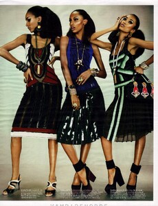 fashion_scans_remastered-various_models-w-march_2012-scanned_by_vampirehorde-hq-6.thumb.jpg.1d2e8048819a760414cbfe2f6b80cbf5.jpg