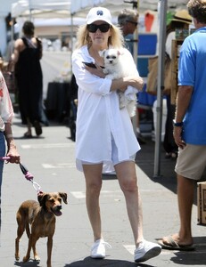 heather-locklear-with-her-boyfriend-chris-heisser-at-the-farmers-market-in-westlake-village-07-09-2023-1.jpg