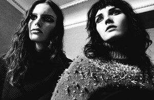 i-d-fall-2014_by-emma-summerton_(6).thumb.jpeg.4e561689d4b023f3b9d44e835d408ccd.jpeg
