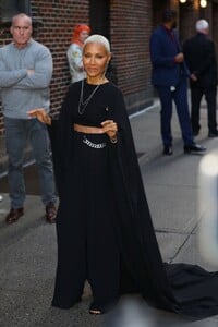 jada-pinkett-smith-arrives-at-late-show-with-stephen-colbert-in-new-york-10-16-2023-2.jpg