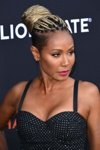 jada-pinkett-smith-at-angel-has-fallen-premiere-in-los-angeles-08-20-2019-3.jpg