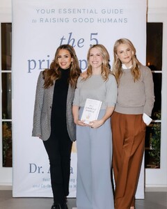 jessica-alba-launch-of-book-5-principles-of-parenting-01-13-2024-2.jpg