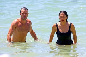 jessica-gomes-at-chinamans-beach-in-sydney-01-13-2024-5.jpg