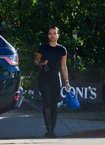 karrueche-tran-leaving-cecconi-s-in-west-hollywood-11-13-2023-0.jpg