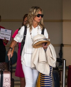 lady-victoria-hervey-arrives-in-barbados-12-25-2023-0.jpg