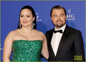 leonardo-dicaprio-lily-gladstone-palm-springs-awards-15.thumb.jpg.7671045bbfa0122746ad7ebbd89237e1.jpg