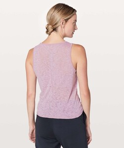 lululemon-breeze-through-twist-tank-rose-blush-026956-235720.jpg