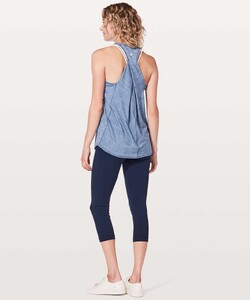 lululemon-essential-tank-heathered-brilliant-blue-033101-232071.jpg