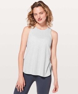 lululemon-hit-the-stride-tank-heathered-core-ultra-light-grey-032493-234766.jpg