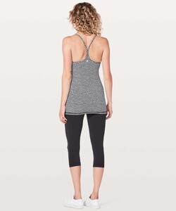 lululemon-power-y-tank-luon-monochromic-black-033109-232023.jpg