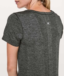 lululemon-swiftly-tech-short-sleeve-breeze-relaxed-fit-black-anchor-031334-239614.jpg