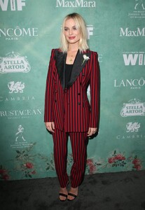 margot_282229~8.jpg