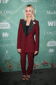 margot_282729~7.jpg