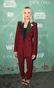 margot_282829~7.jpg