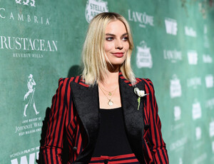 margot_28329~9.jpg