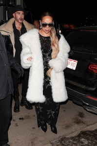 mariah-carey-out-and-about-in-aspen-01-01-2024-2.jpg