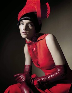 megan-thompson-lisa-verberght-pamela-bernier-by-emma-summerton-for-vogue-italia-august-2014-4.thumb.jpg.c782627262d6f29d85151974cba99731.jpg