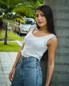 obscurethought100_3a7b561c71324eb7899a23213da53516.jpg