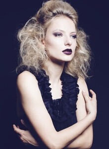 photographer-alexis-j-vail.thumb.jpg.c9a31e1cec783eea6b6f6aeda6b87f04.jpg
