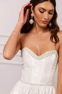 ravennapearl-2.thumb.webp.b694528c6bb2045866129206995668bf.webp