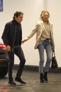 rebecca-gayheart-heads-to-dinner-at-e-baldi-in-beverly-hills-12-09-2023-0.thumb.jpg.4a81a49f7e035f428e11cfda06b04ba0.jpg