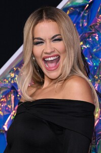 rita-ora-2023-mtv-video-music-awards-5.jpg