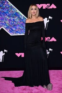 rita-ora-2023-mtv-video-music-awards-7.jpg