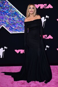 rita-ora-2023-mtv-video-music-awards-9.jpg