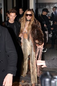 rita-ora-and-george-tabor-king-leave-their-hotel-in-paris-01-20-2024-0.jpg