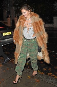 rita-ora-arrives-at-charlott-tilbury-s-british-fashion-aftershow-private-party-in-london-12-05-2023-6.jpg