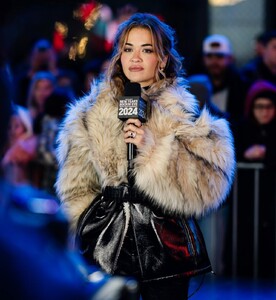 rita-ora-at-times-square-in-new-york-12-30-2023-5.jpg